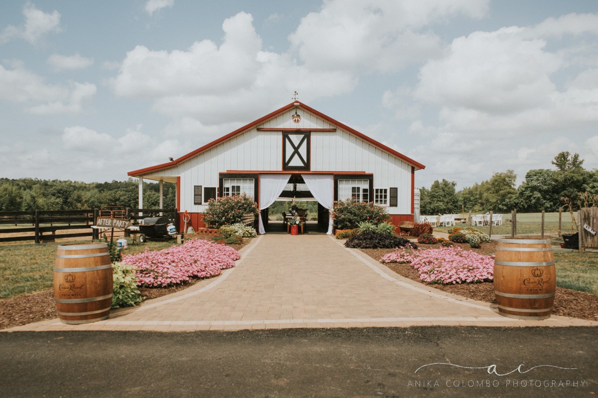 Anika Colombo Photography - Richmond, VA wedding photographer. www.anikacolombo.com Bandit's Ridge, Louisa, VA